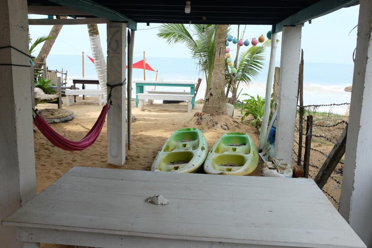 Ceylon Beach Home Galle Exterior photo